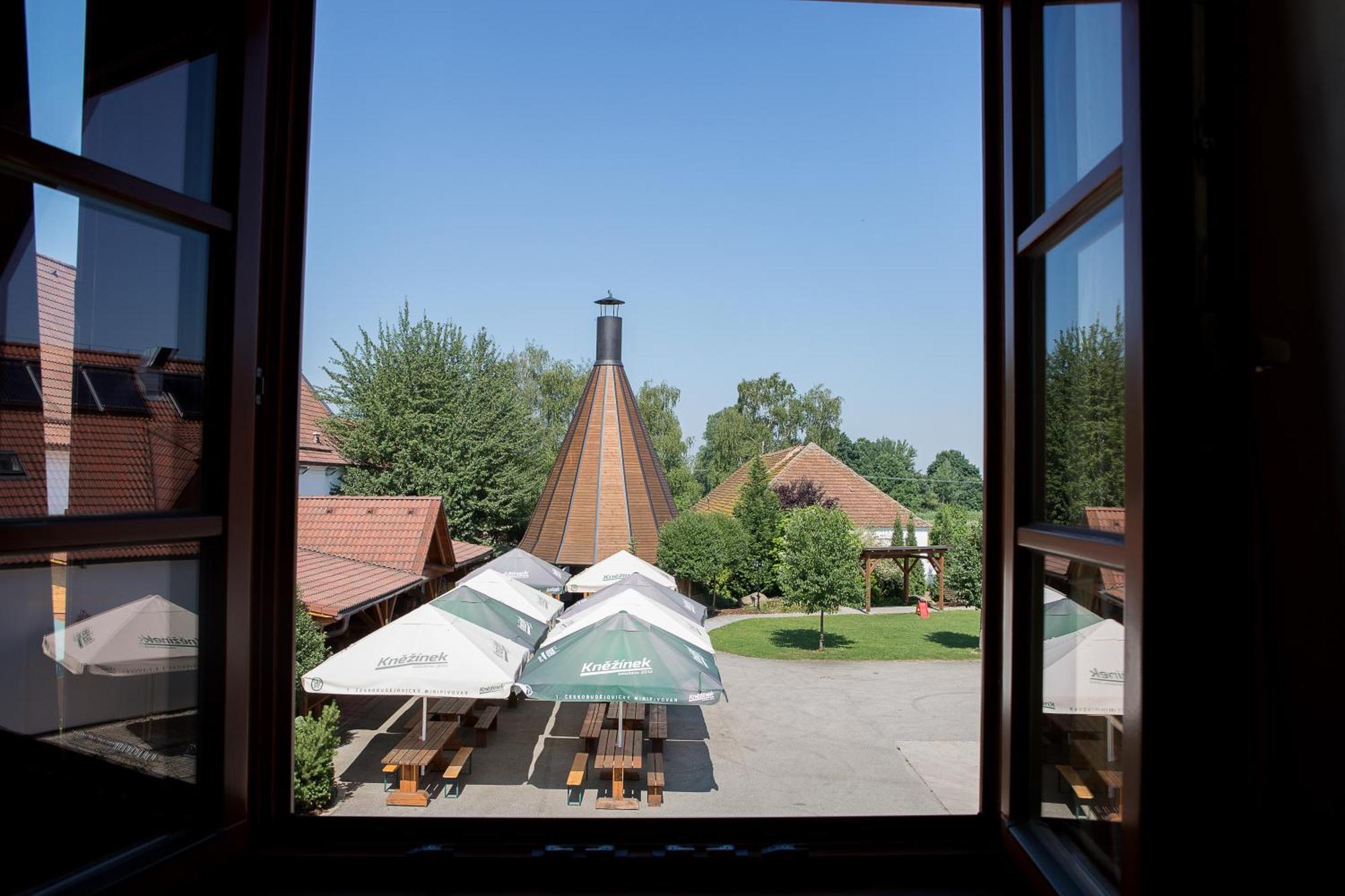 Wellness & Minipivovar Knezinek 3*
